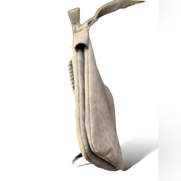 SOLD- VR NYC Braided O-Ring Messenger Crossbody Bag - Light Gray - Picture 7 of 16